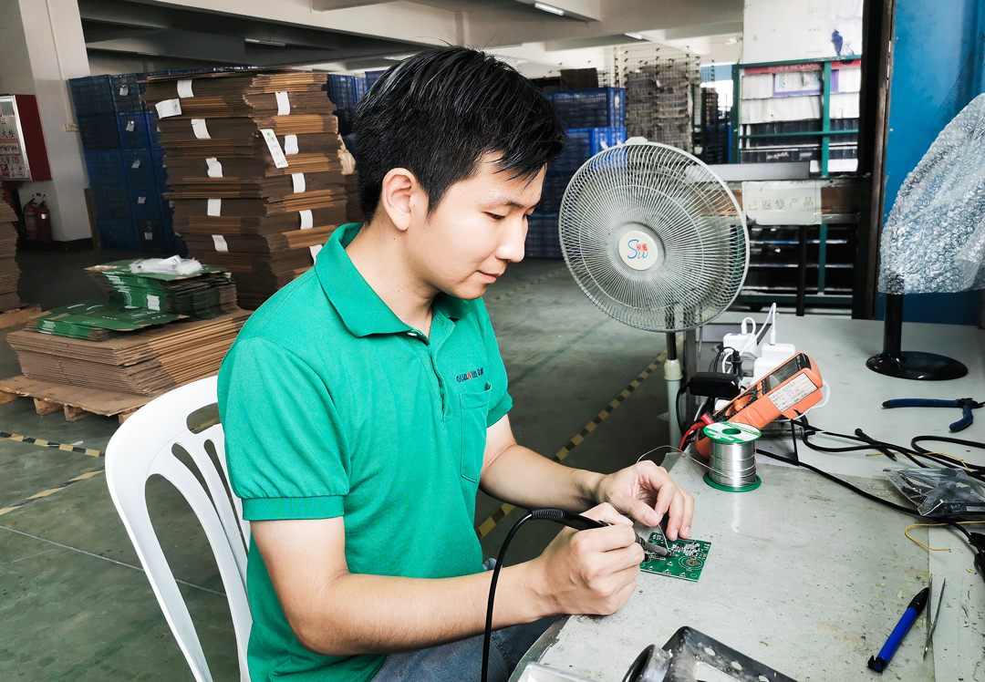 冠雅人風(fēng)采∣此心安處是維修，持匠心鑄品質(zhì)電子科技